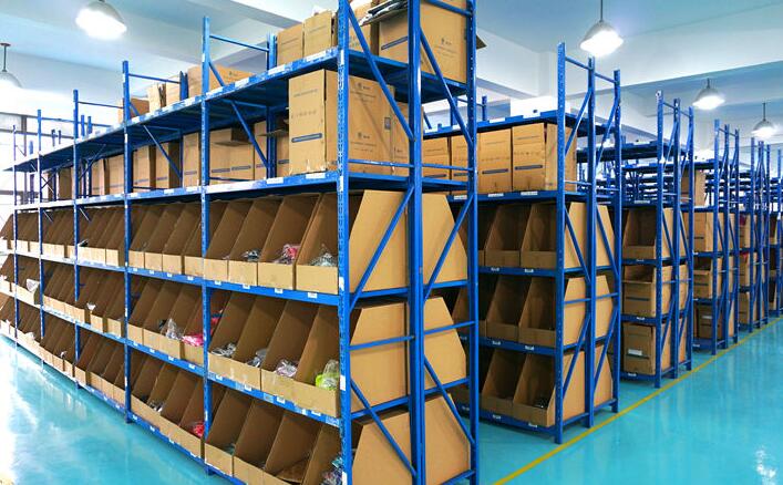 四川開關(guān)插座廠倉庫風采