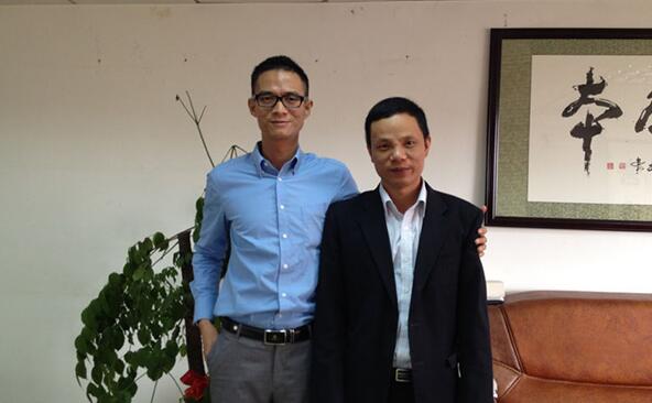 四川照明設(shè)備個體代理商張總