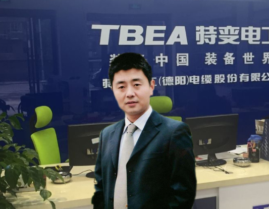 四川照明設(shè)備代理商李總 四川照明設(shè)備代理商李總